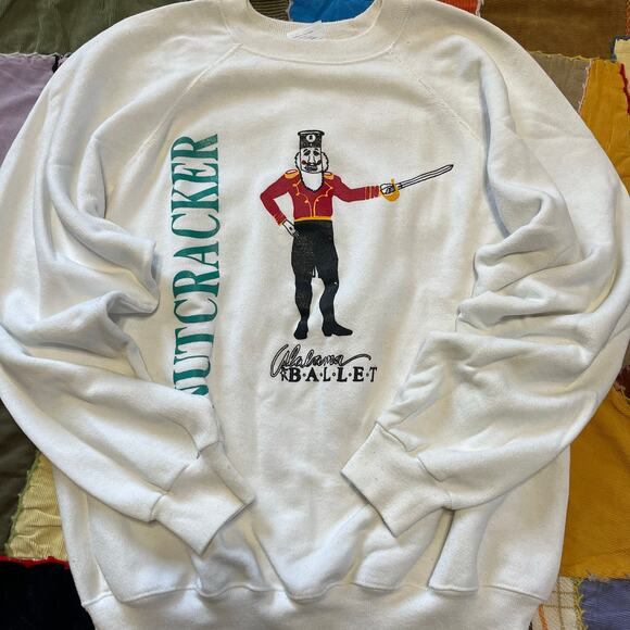Vintage Alabama Ballet ‘The Nutcracker’ Graphic White Crewneck Large / XL - Picture 1 of 5